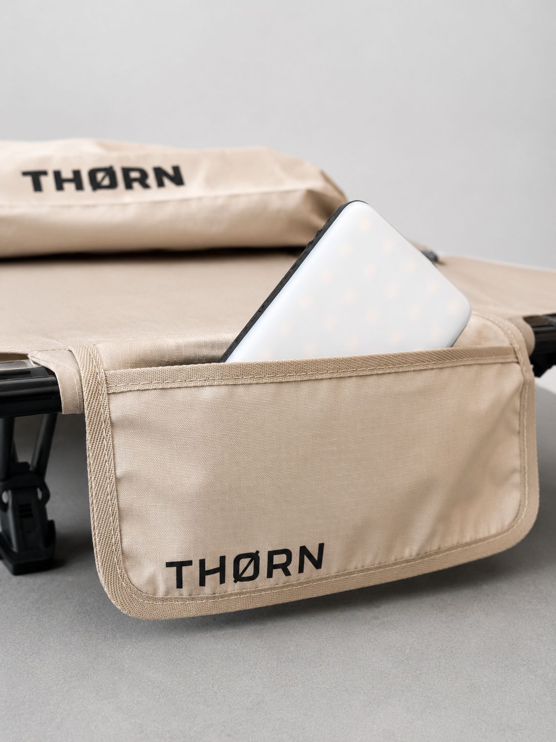THØRN CATRE PLEAGABLE